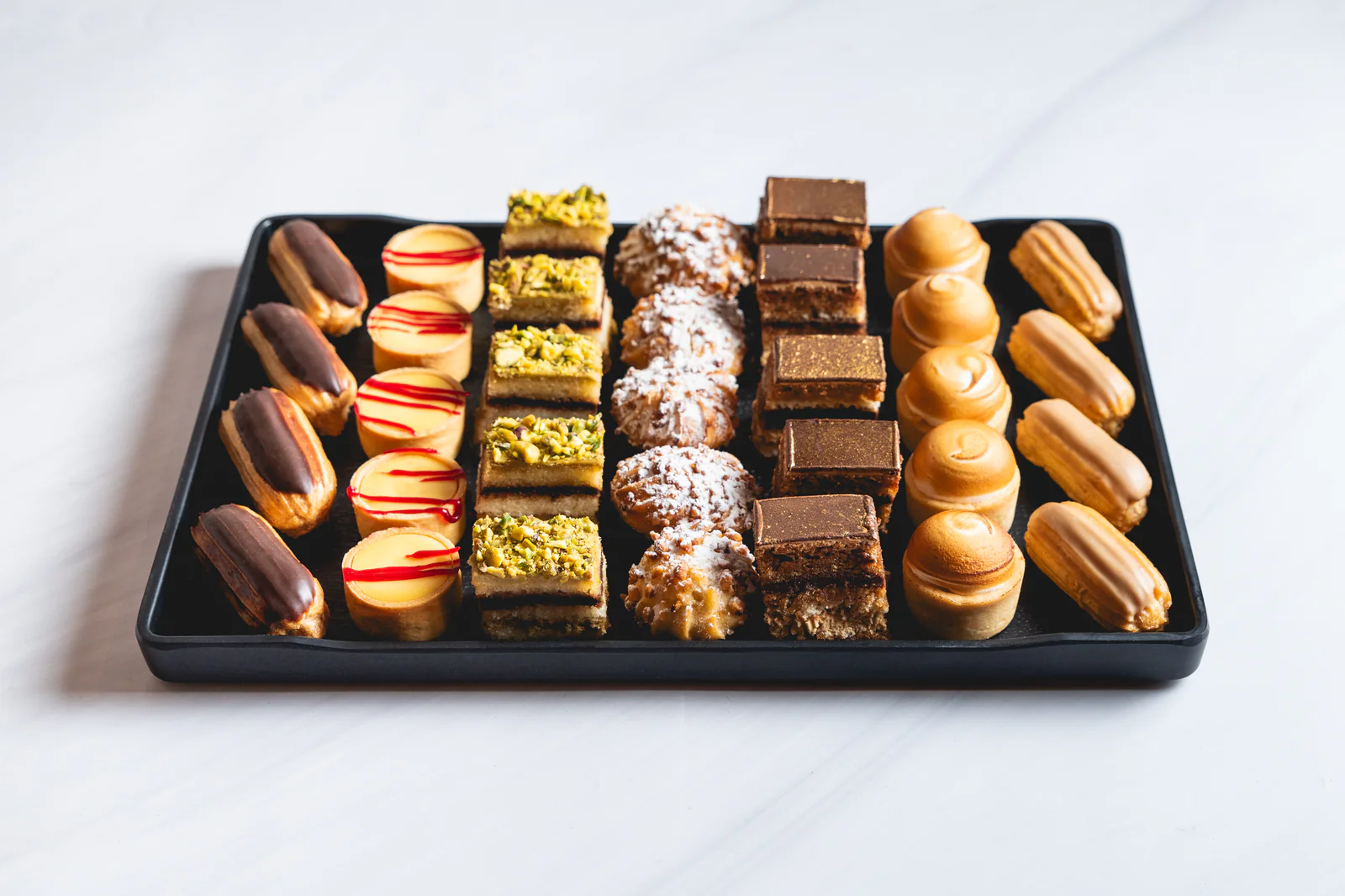 Plateau de petits four sucrés MD 20pcs